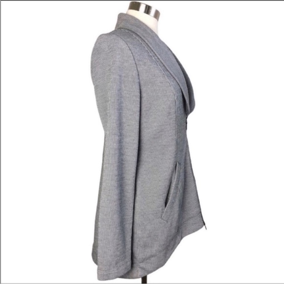 CABI Drop Off Pinstripe Zipper Sweater Jacket Blazer 5300 Size S - Picture 2 of 8